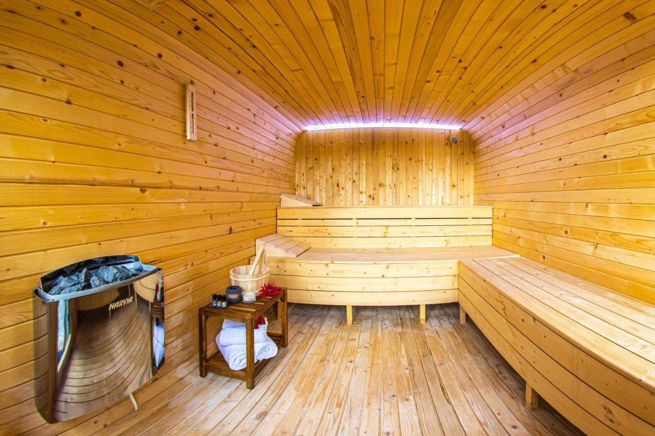 Pensiunea Valea Magurii Novaci-Străini Esterno foto