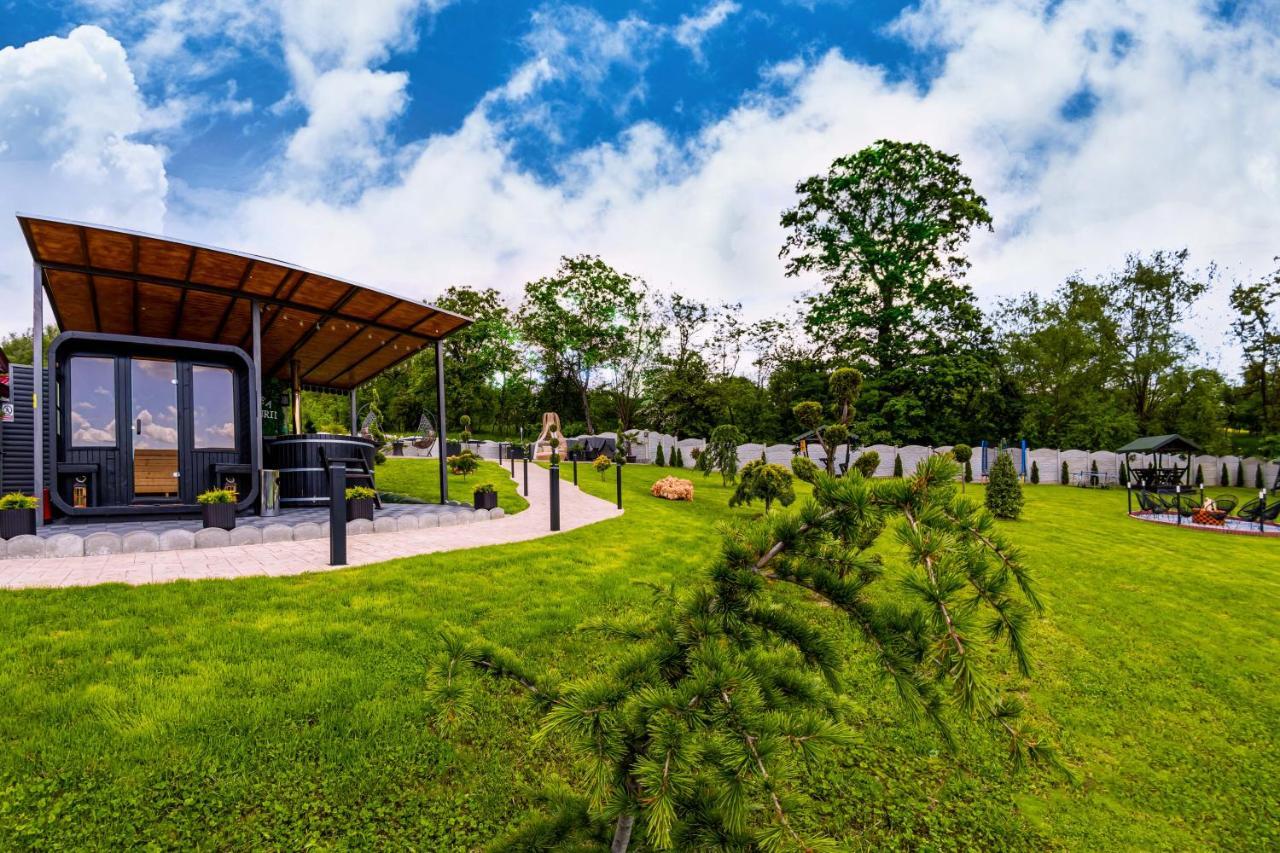 Pensiunea Valea Magurii Novaci-Străini Esterno foto